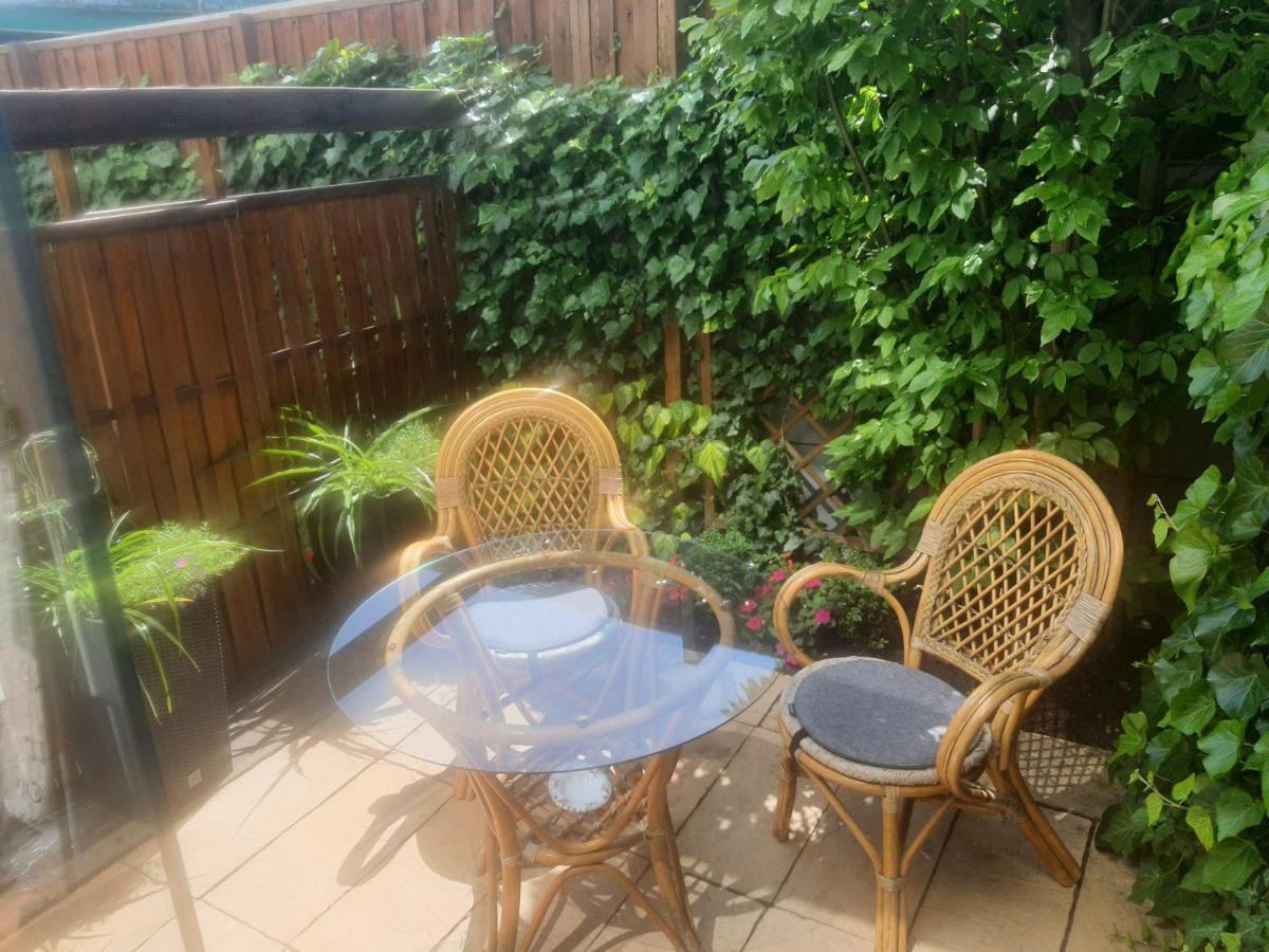 Apartamenty Dom Saski 10 Minut Od Centrum Warszawy Varsó Kültér fotó