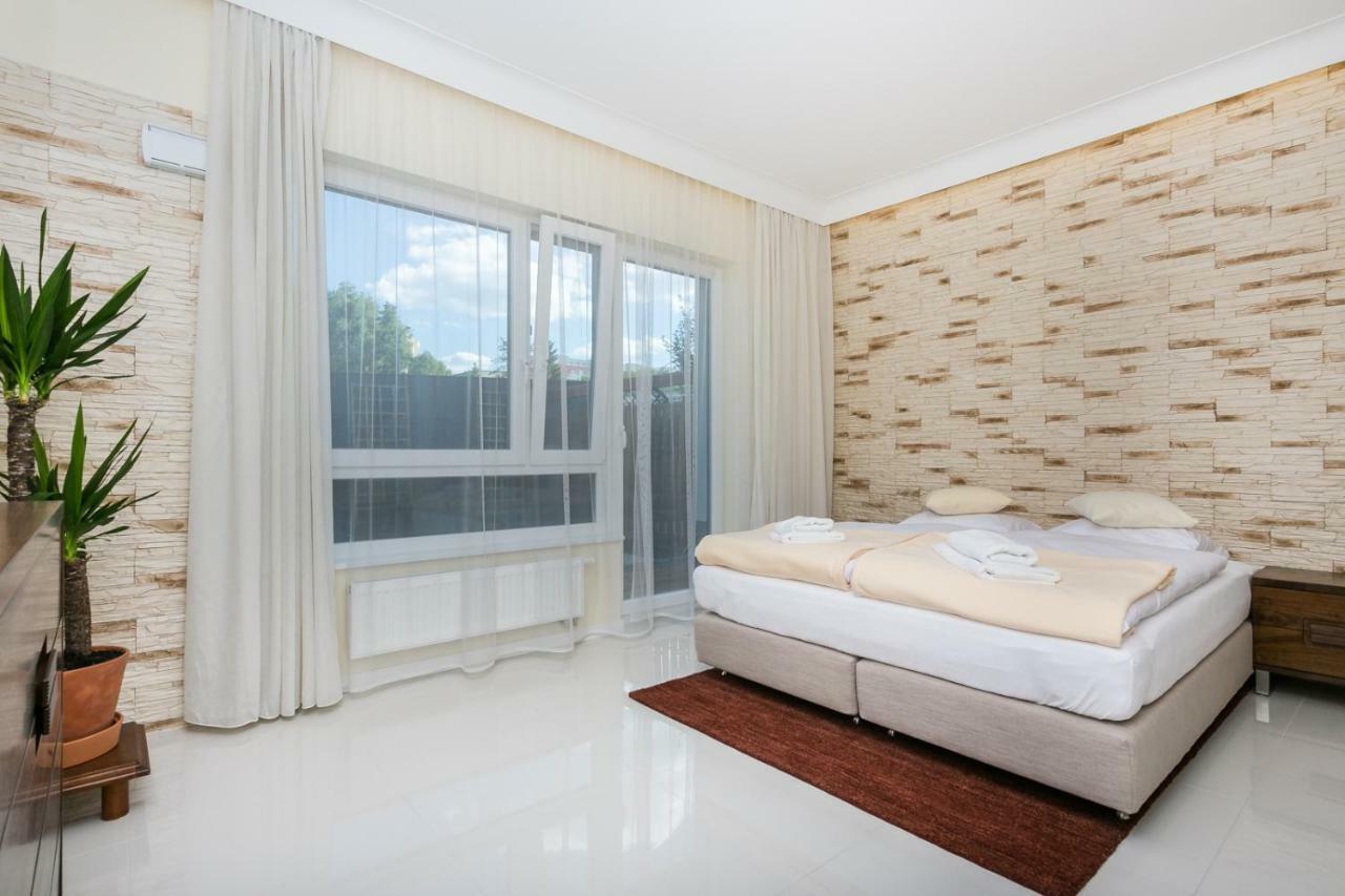 Apartamenty Dom Saski 10 Minut Od Centrum Warszawy Varsó Kültér fotó