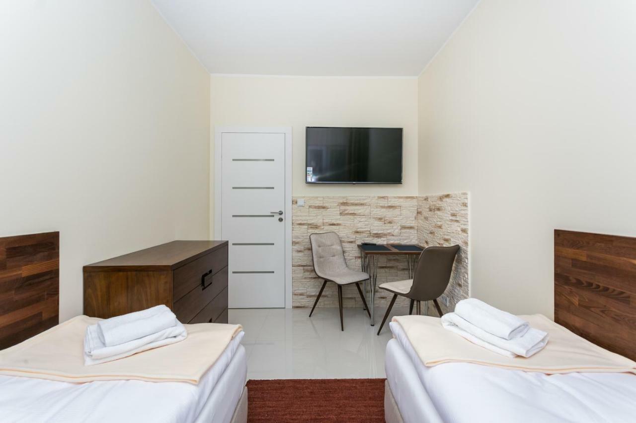 Apartamenty Dom Saski 10 Minut Od Centrum Warszawy Varsó Kültér fotó
