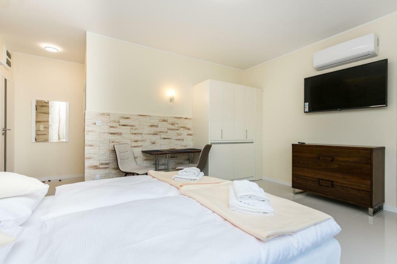 Apartamenty Dom Saski 10 Minut Od Centrum Warszawy Varsó Kültér fotó